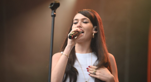 Sienna Spiro British singer songwriter performing Die On This Hill live 2026"