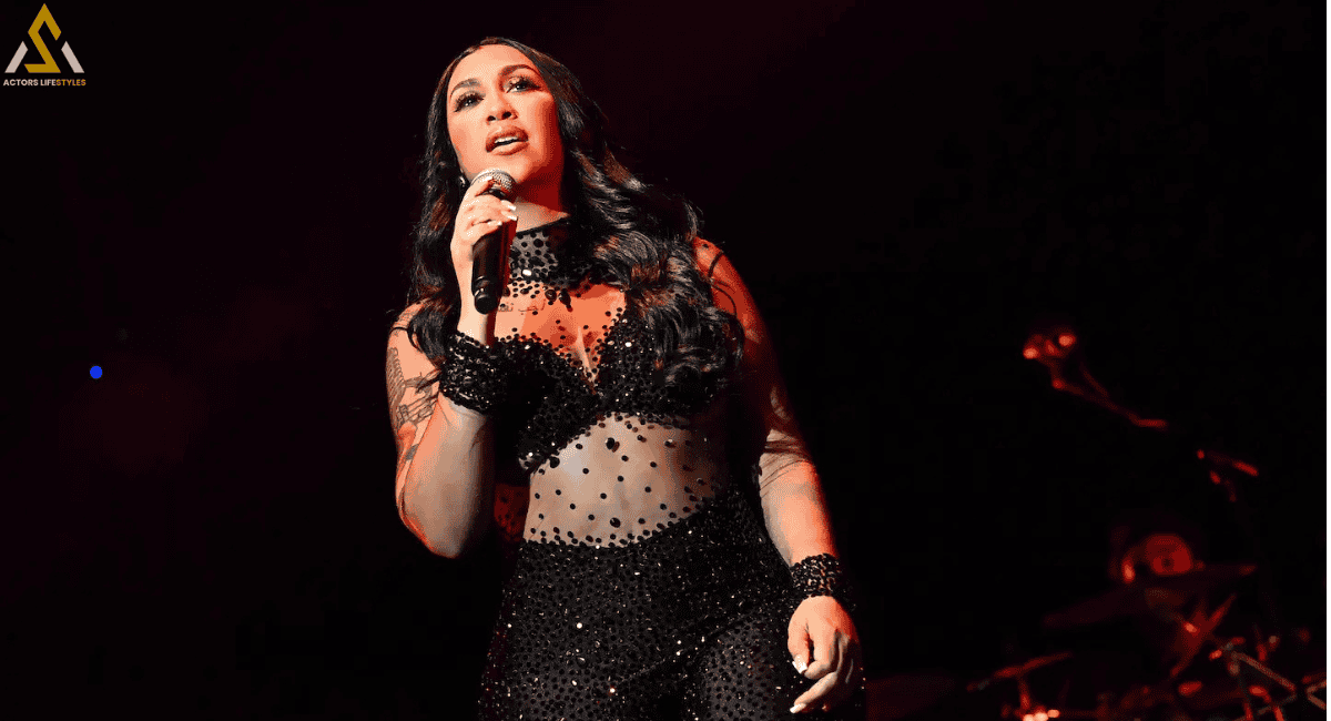 queen-naija-biography